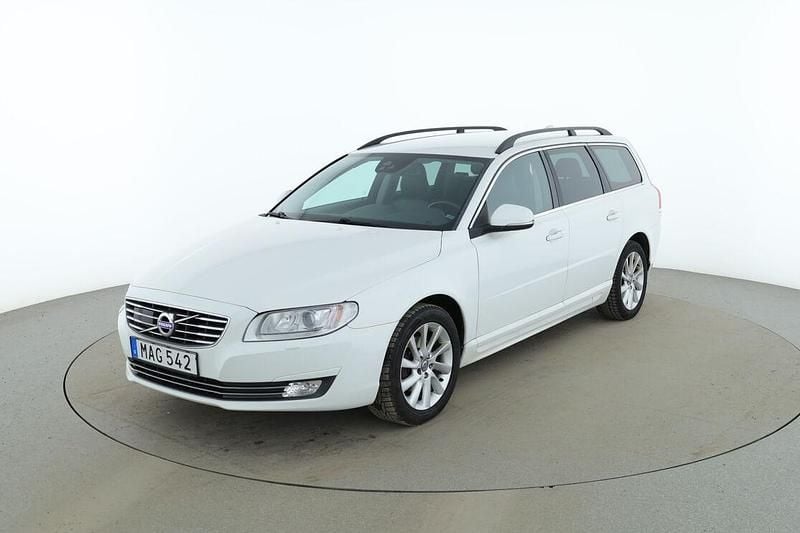 Vit Begagnad 2015 Volvo V70 Momentum Kombi | 116 000 kr (Marknadspris) - Bild 1/3
