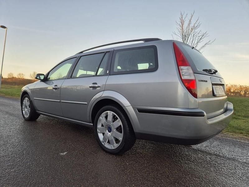 Begagnad 2005 Ford Mondeo Kombi | 37 000 kr (Dyr) - Bild 1/4