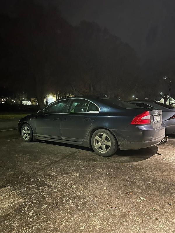 Begagnad Volvo S80 Kinetic 145 HK (106 kW) 2009 Sedan