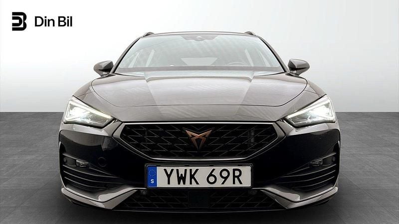 Begagnad Cupra Leon VZ 150 HK (110 kW) 2023 Svart (midnight black metallic) Kombi