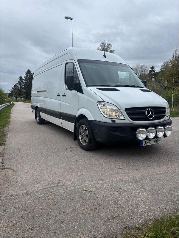 Vit Begagnad 2007 Mercedes Sprinter Van | 153 000 kr - Bild 1/4