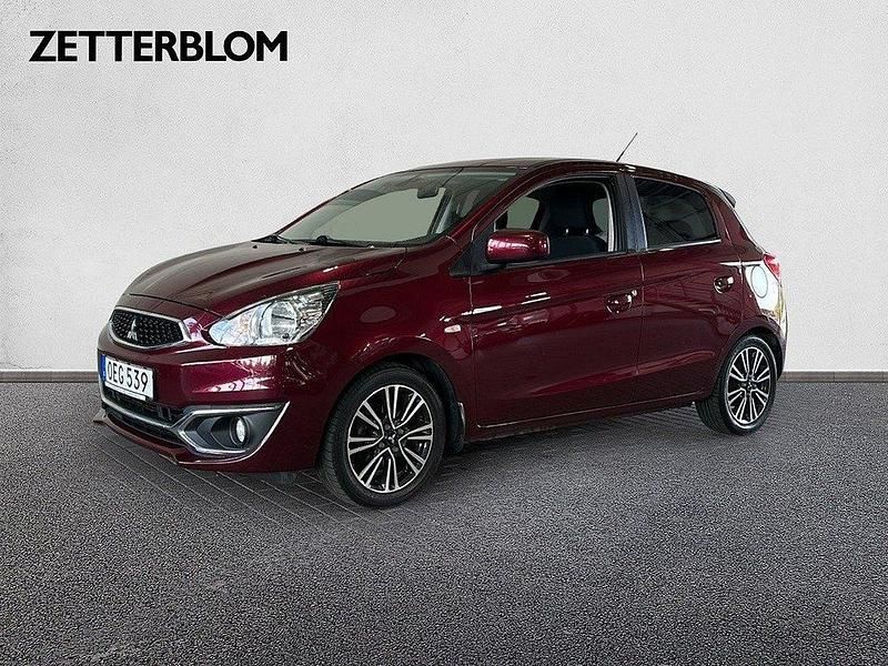 Röd Begagnad 2016 Mitsubishi Space Star Halvkombi | 109 000 kr (Marknadspris) - Bild 1/4