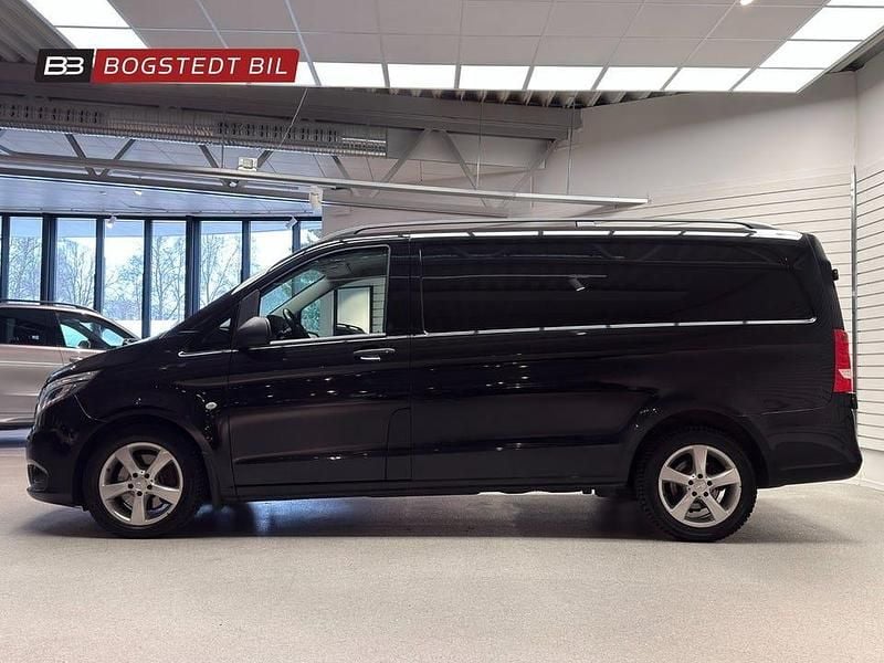 Begagnad Mercedes Vito 190 HK (139 kW) 2017 Obsidiansvart metallic Van