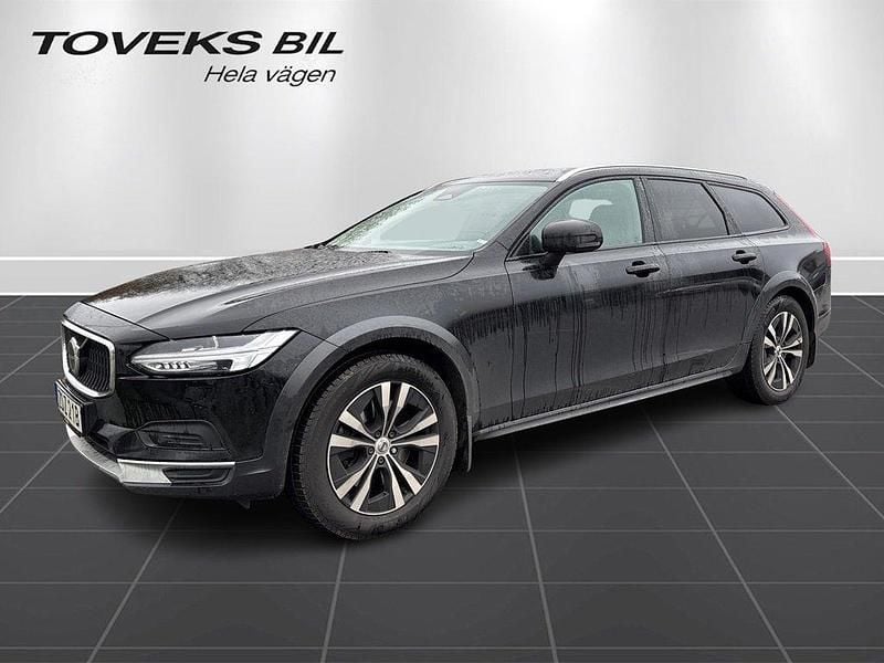 Svart Begagnad 2022 Volvo V90 CC Kombi | 379 000 kr (Marknadspris) - Bild 1/4