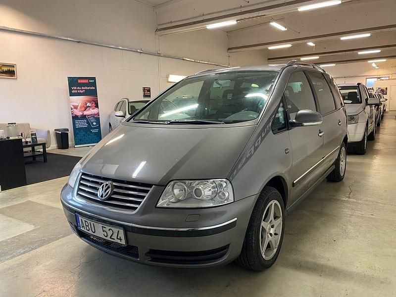 Begagnad VW Sharan Freestyle 150 HK (110 kW) 2007 Ljusgrå (grå) Minibuss