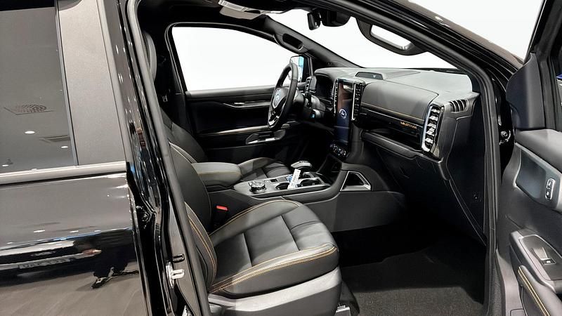 Begagnad Ford Ranger Wildtrack 280 HK (205 kW) 2025 Svart Pickup