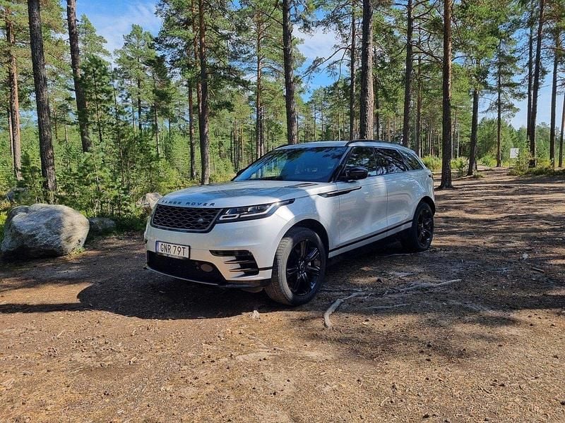 Grå Begagnad 2020 Land Rover Range Rover Velar SUV | 395 000 kr (Marknadspris) - Bild 1/4