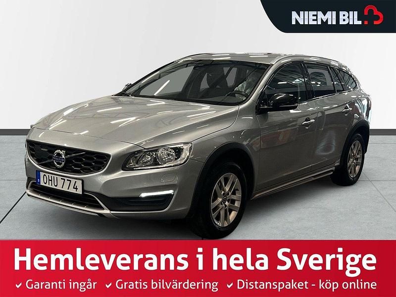 Silver Begagnad 2016 Volvo V60 CC Kombi | 229 900 kr (Bra pris) - Bild 1/3