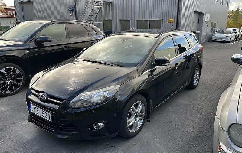 Begagnad 2013 Ford Focus Kombi | 69 000 kr (Dyr) - Bild 1/4