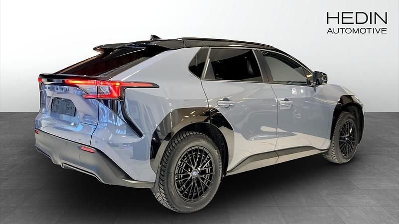 Begagnad Subaru Solterra 252 kW (343 HK) 2026 Svart SUV