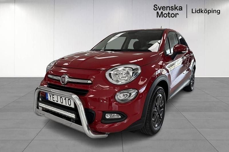 Röd Begagnad 2016 Fiat 500X SUV | 94 200 kr - Bild 1/4