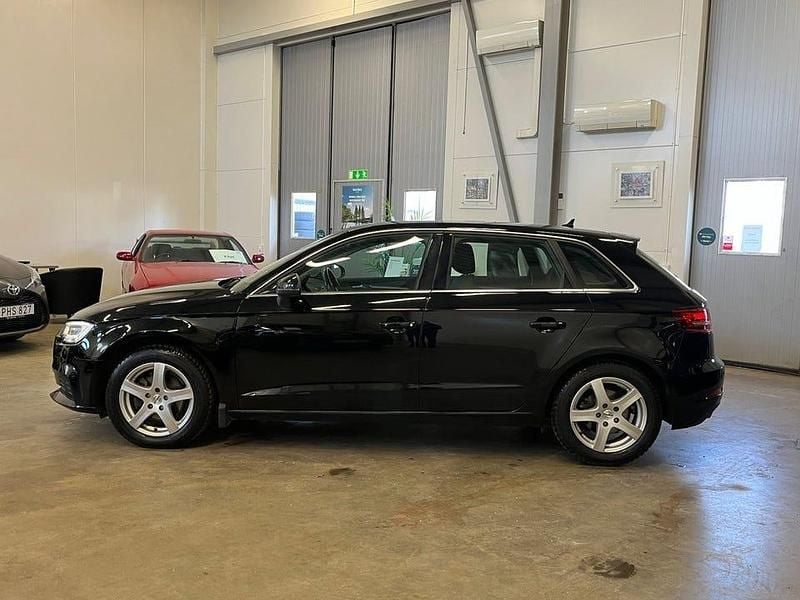 Begagnad Audi A3 150 HK (110 kW) 2017 Svart