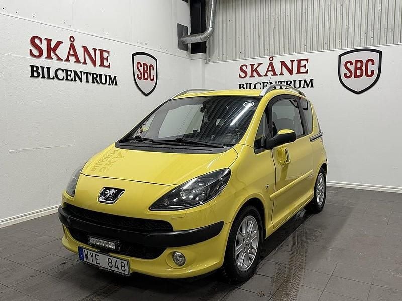 Gul Begagnad 2005 Peugeot 1007 Sport Minibuss | 23 900 kr - Bild 1/4