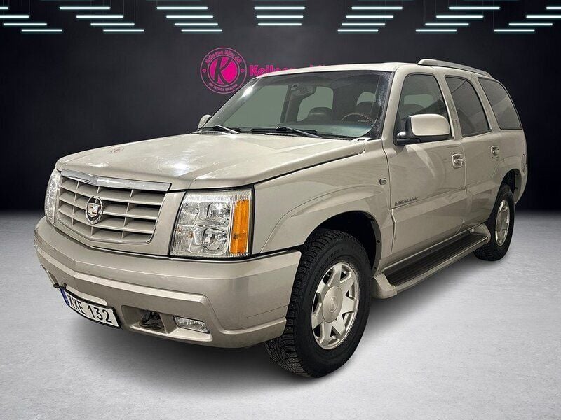 Silver Begagnad 2005 Cadillac Escalade SUV | 89 900 kr (Marknadspris) - Bild 1/4