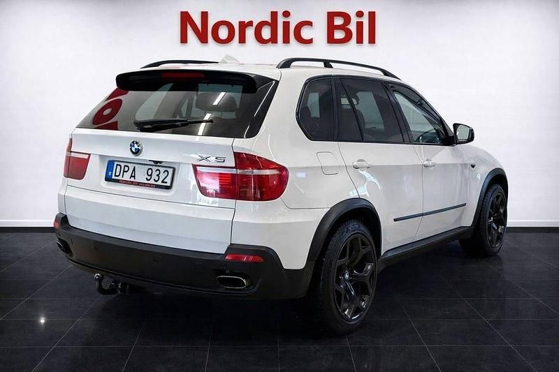 Begagnad BMW X5 Sport Line 286 HK (210 kW) 2008 Vit SUV