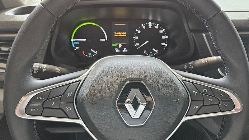 Begagnad Renault Trafic 2024 Vit Minibuss