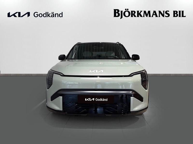 Begagnad Kia EV3 GT-Line 152 kW (207 HK) 2024 Grön SUV