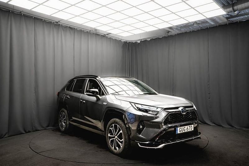 Begagnad Toyota RAV4 Premium 306 HK (225 kW) 2023 Grå SUV