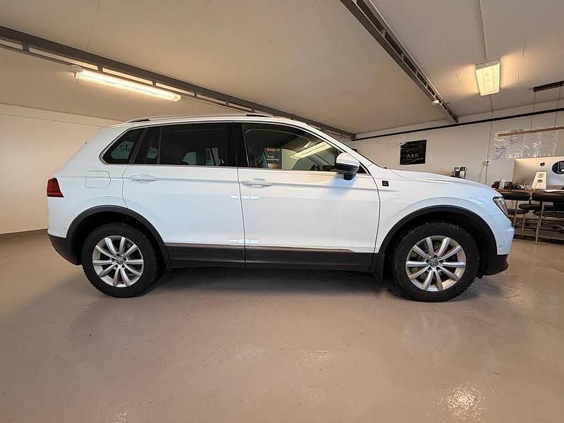 Begagnad VW Tiguan 190 HK (139 kW) 2020 Vit SUV