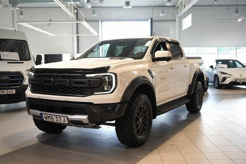 Vit (arctic white) Begagnad 2023 Ford Ranger Raptor Pickup | 739 900 kr (Marknadspris) - Bild 1/4