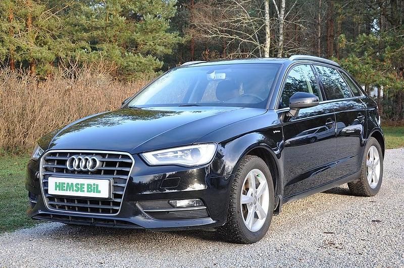 Begagnad Audi A3 Sportback 110 HK (80 kW) 2016 Halvkombi