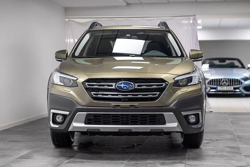Ny Subaru Outback 2025 Grön