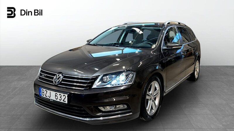 Mörkbrun (black oak brown) Begagnad 2013 VW Passat Sport Kombi | 130 000 kr (Lite dyr) - Bild 1/4