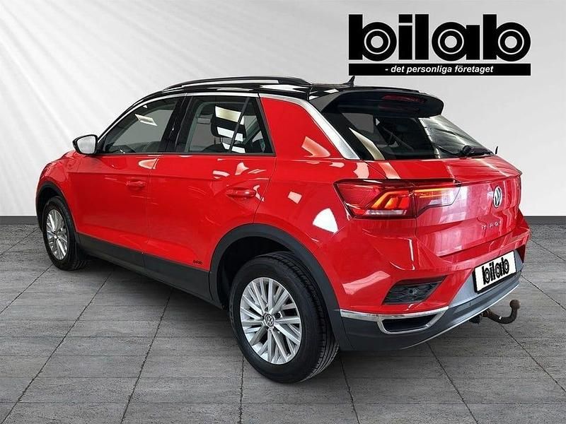 Begagnad VW T-Roc Style 116 HK (85 kW) 2018 Röd SUV