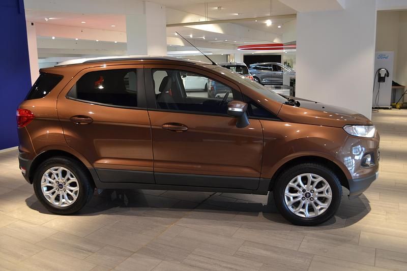Begagnad Ford Ecosport Titanium X 127 HK (93 kW) 2016 Mörkbrun (brun) SUV
