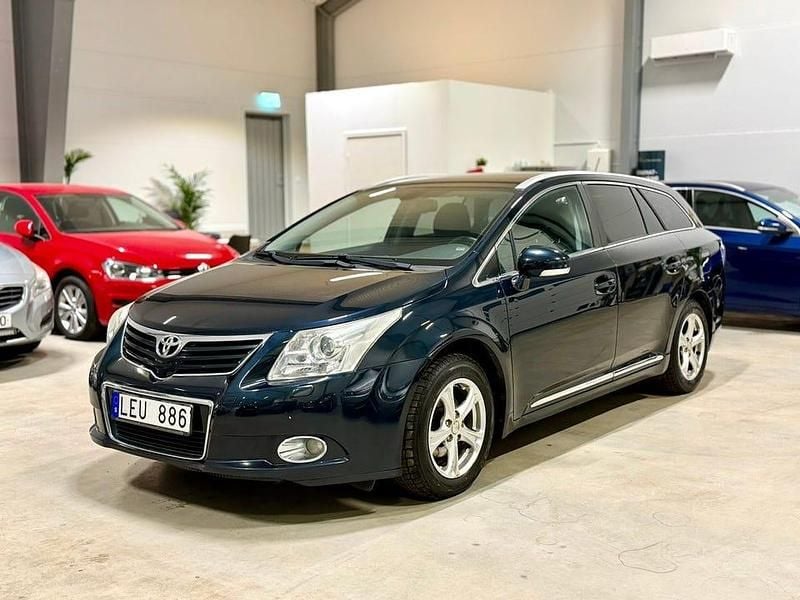Blå Begagnad 2010 Toyota Avensis Business Edition Kombi | 49 900 kr (Bra pris) - Bild 1/4