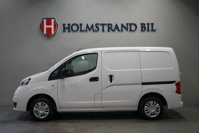 Vit Begagnad 2019 Nissan NV200 Van | 139 900 kr (Dyr) - Bild 1/4