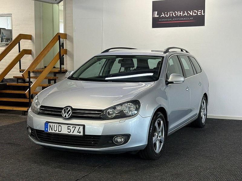 Silver Begagnad 2011 VW Golf VII Kombi | 42 900 kr (Marknadspris) - Bild 1/4