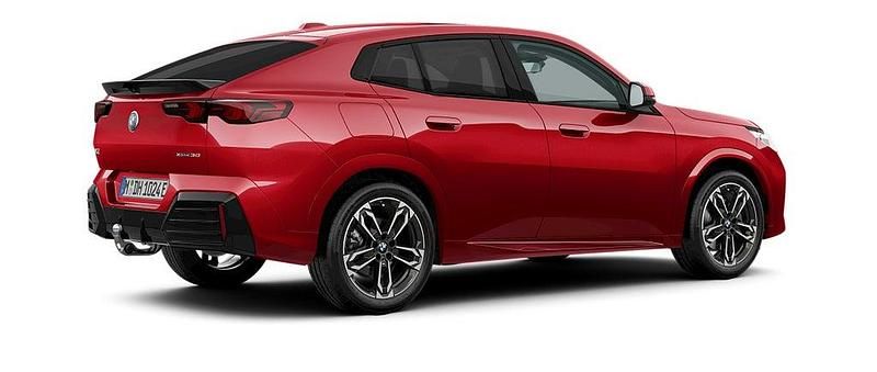 Ny BMW iX2 M Sport 230 kW (313 HK) 2026 Röd SUV