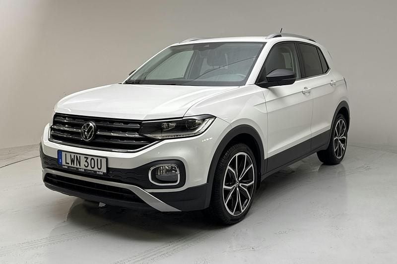 Vit Begagnad 2021 VW T-Cross SUV | 219 800 kr (Marknadspris) - Bild 1/4