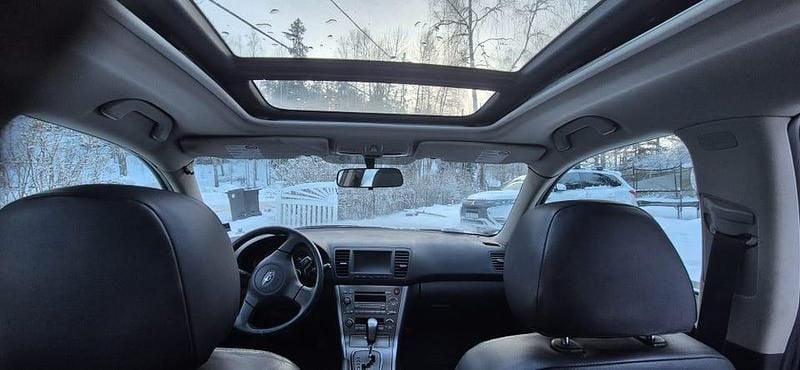 Begagnad Subaru Outback 2006 Kombi