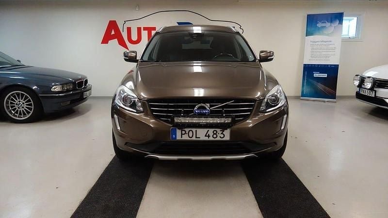 Begagnad Volvo XC60 Summum 181 HK (133 kW) 2014 Brun SUV