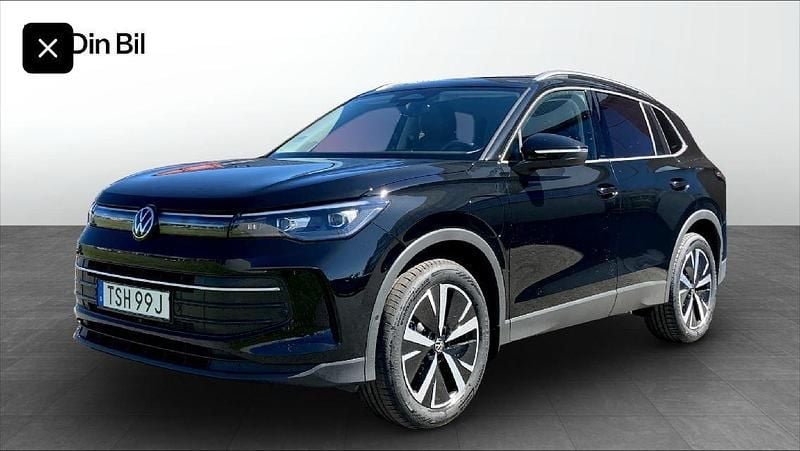 Svart Ny 2025 VW Tiguan Life SUV | 499 900 kr (Bra pris) - Bild 1/4
