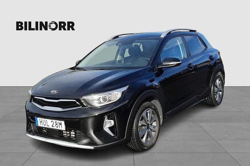 Svart Begagnad 2020 Kia Stonic Advance SUV | 189 900 kr (Marknadspris) - Bild 1/4