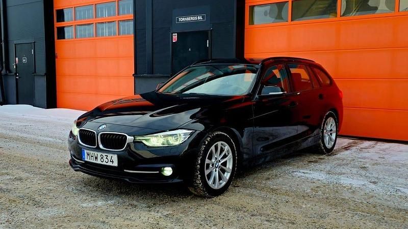 Begagnad BMW 320 Sport Line 184 HK (135 kW) 2018 Svart Kombi