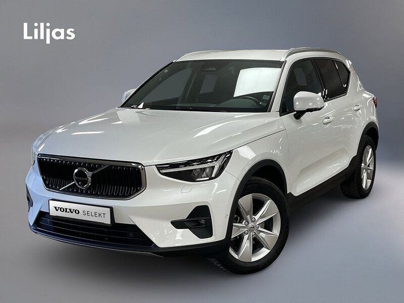 Vit Begagnad 2023 Volvo XC40 Core SUV | 344 000 kr (Bra pris) - Bild 1/3