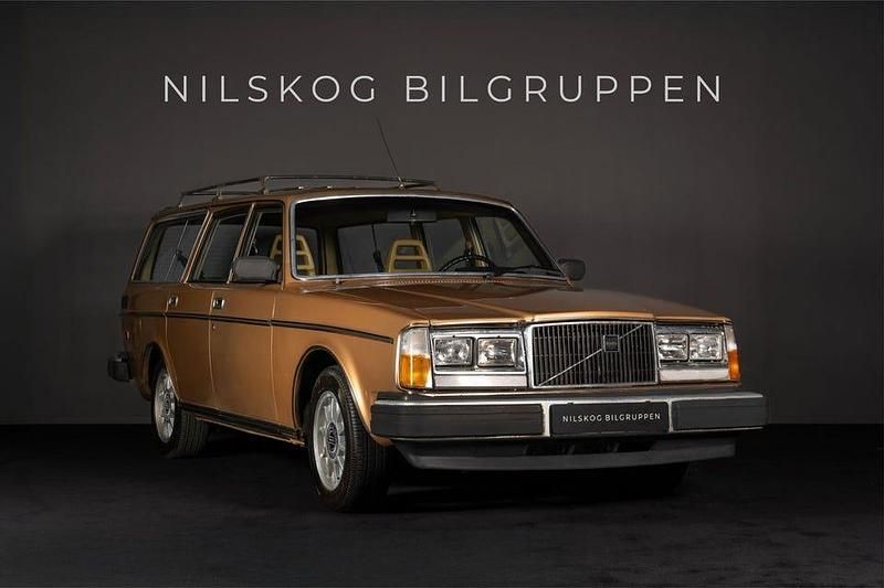 Guldig metallic Begagnad 1979 Volvo 260 Kombi | 329 900 kr - Bild 1/4