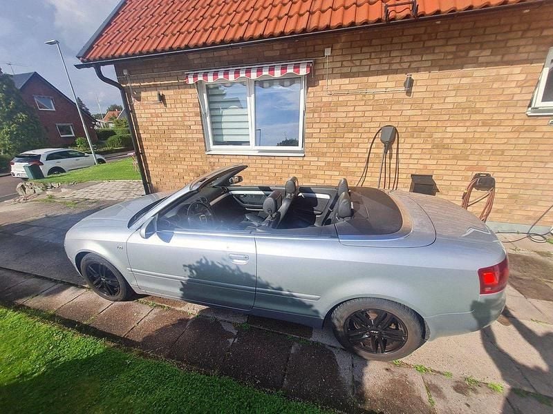 Silver Begagnad 2008 Audi A4 Cabriolet Exclusive Cab | 59 900 kr - Bild 1/4