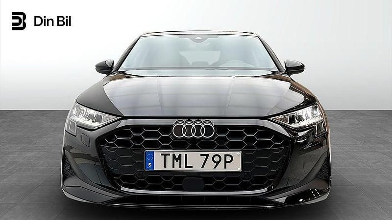 Ny Audi A3 Sportback 150 HK (110 kW) 2025 Svart Halvkombi