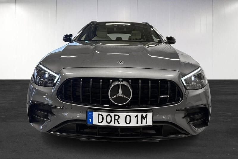 Begagnad Mercedes E53 AMG AMG 592 HK (435 kW) 2023 Grå