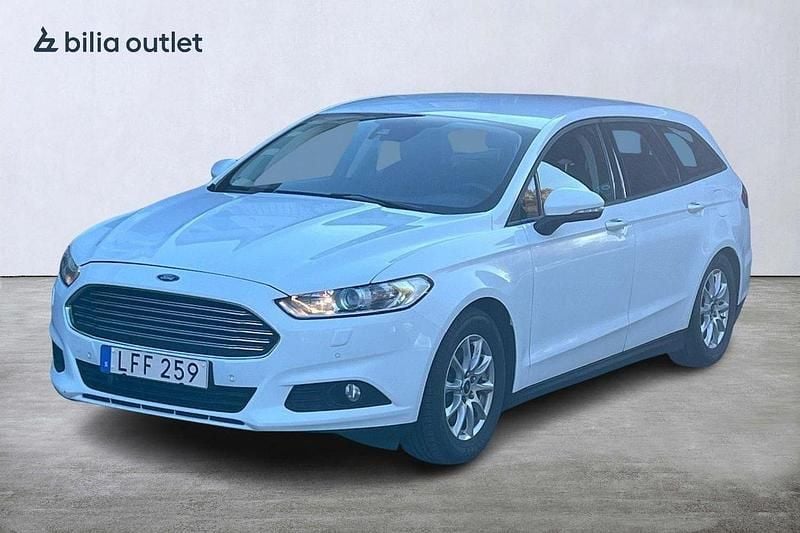 Vit Begagnad 2018 Ford Mondeo Trend Kombi | 74 900 kr (Superpris) - Bild 1/4