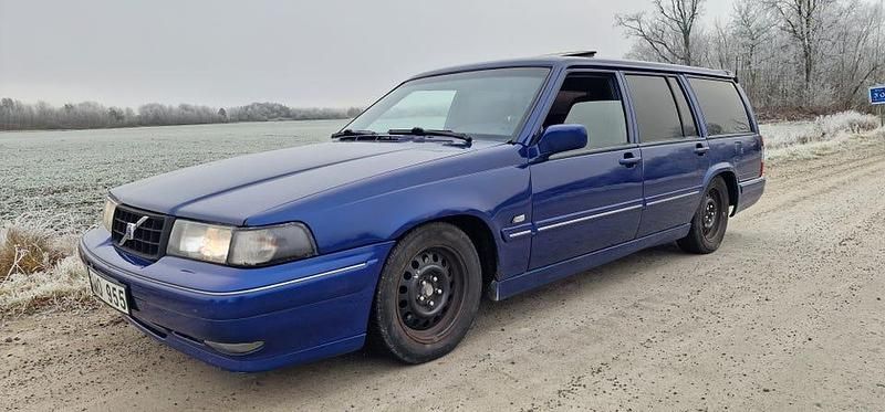 Begagnad Volvo 745 1988