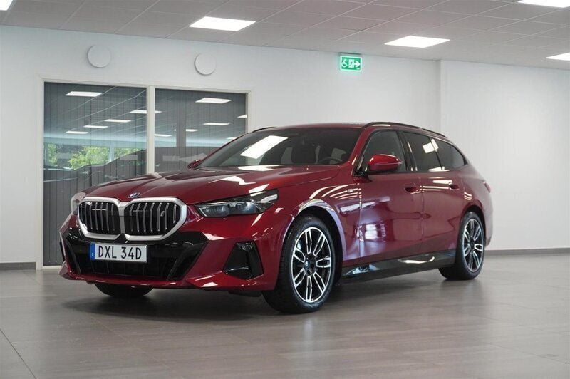 Okänd Begagnad 2023 BMW i5 Efficient Dynamics Sedan | 829 500 kr - Bild 1/4