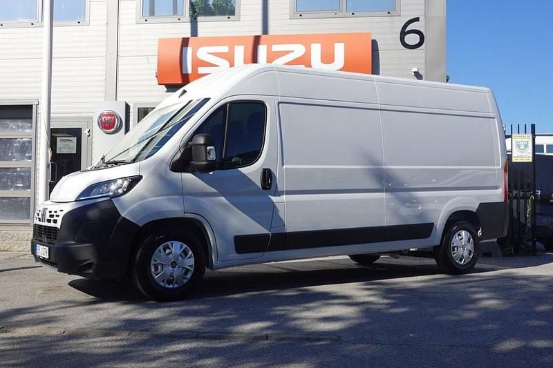 Vit Ny 2025 Fiat Ducato Van | 499 875 kr (Marknadspris) - Bild 1/4