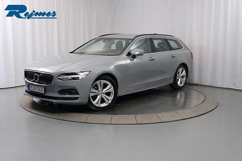 Grå Begagnad 2024 Volvo V90 Core Kombi | 369 900 kr (Superpris) - Bild 1/4