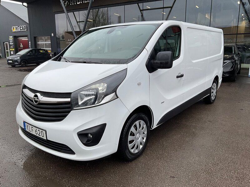 Vit Begagnad 2018 Opel Vivaro Van | 247 900 kr (Dyr) - Bild 1/4